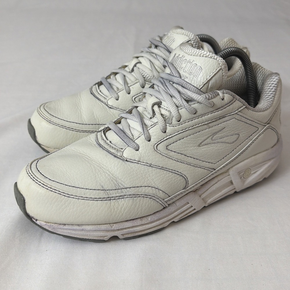 Brooks Addiction Walker Shoes Womens Sz 11 Medium Gym Fit White Walking Sneakers